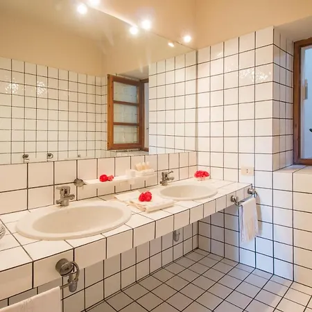 Monte Sleeps 4 Pool Wifi T248385 * Massino Visconti
